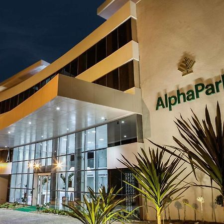 Alphapark Hotel Гояния Экстерьер фото